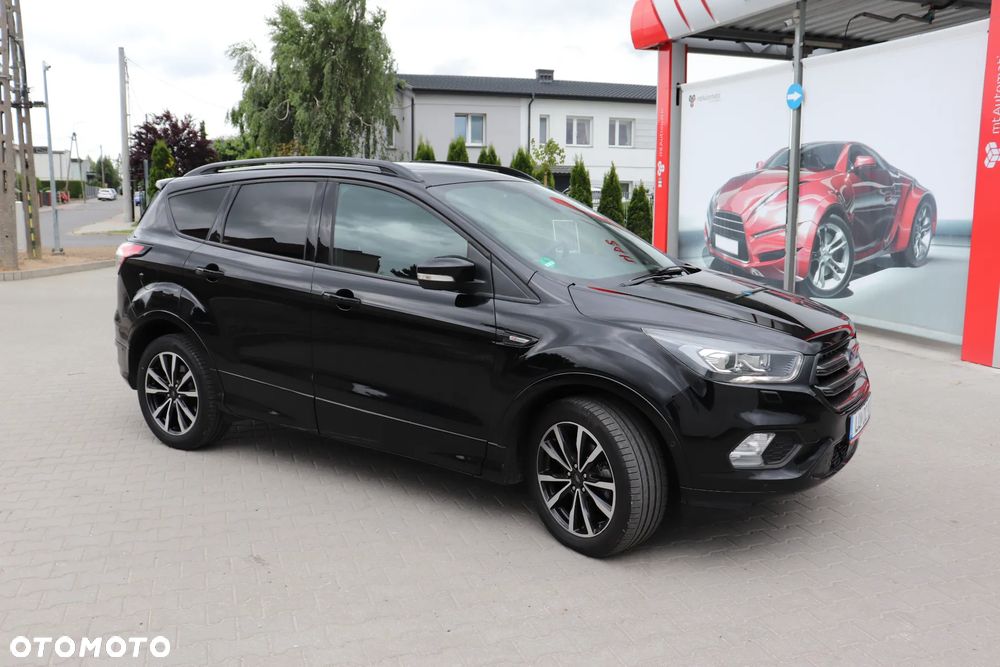 Ford Kuga 1.5 EcoBoost 2x4 ST-Line - 31