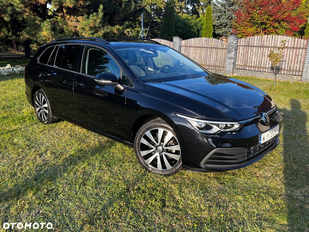 Volkswagen Golf 1.0 eTSI Life DSG - 1
