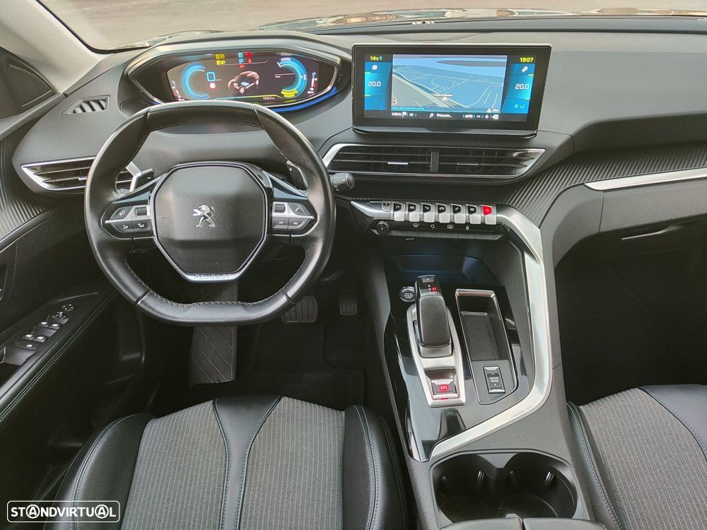 Peugeot 3008 1.6 Hybrid Allure e-EAT8 - 42