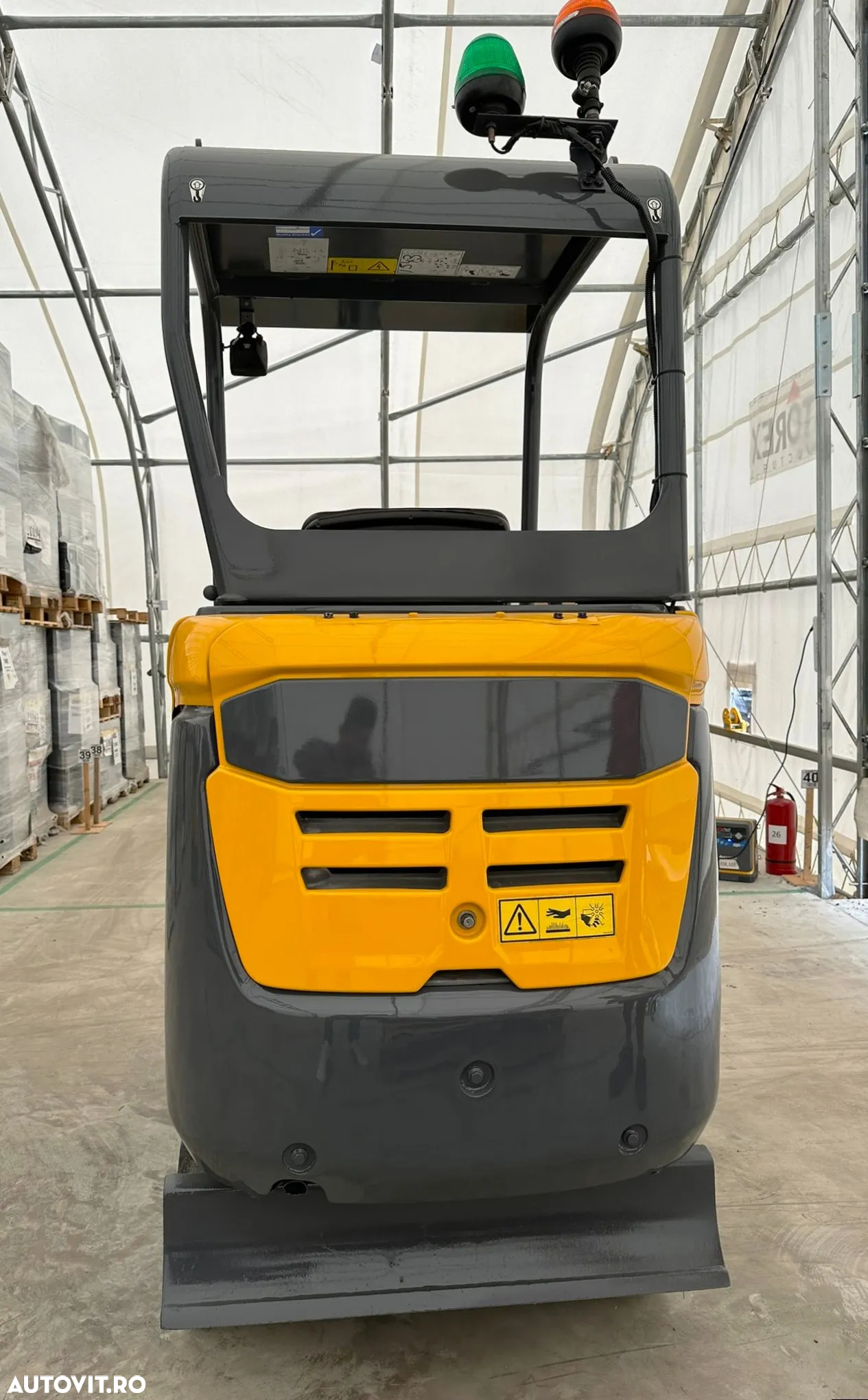 Volvo EC 15 E - 8