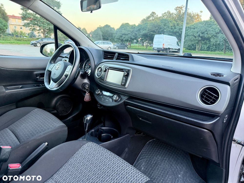 Toyota Yaris 1.33 Premium MS EU6 - 17