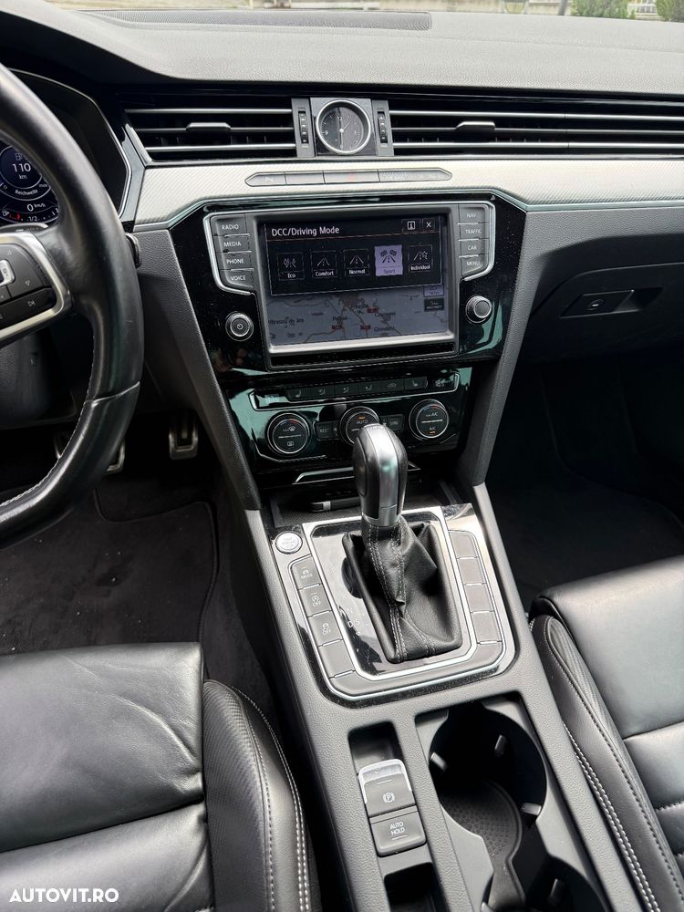 Volkswagen Passat - 19