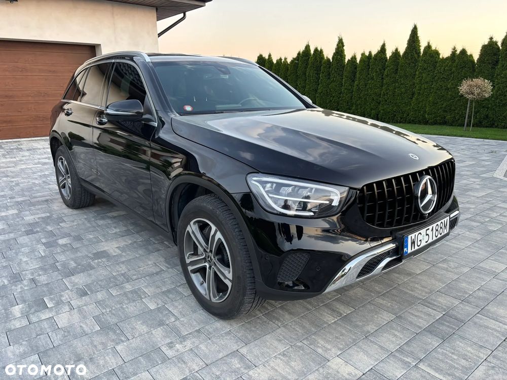 Mercedes-Benz GLC 300 4Matic 9G-TRONIC Exclusive - 10