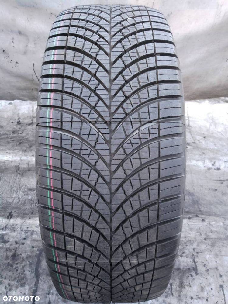 Goodyear Vector 4 Seasons Cargo 235/65 R16C 115/113R 2024 8mm - 1