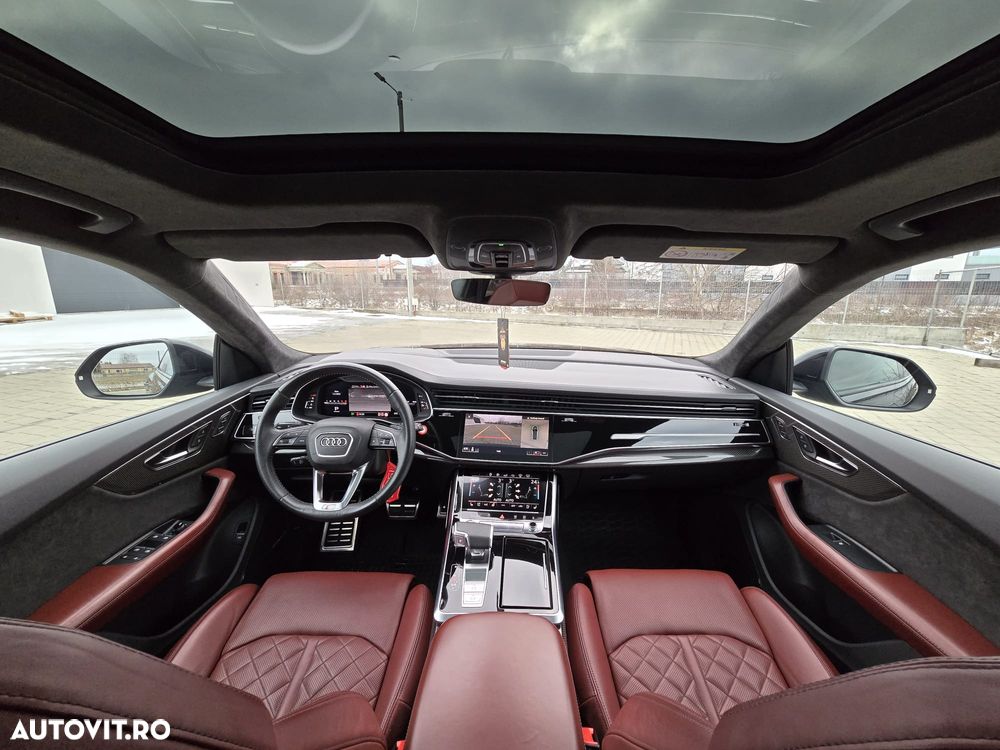 Audi SQ8 - 11