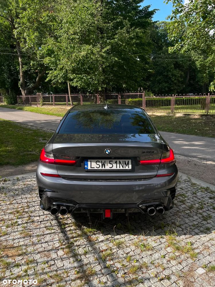 BMW Seria 3 330i M Sport - 8