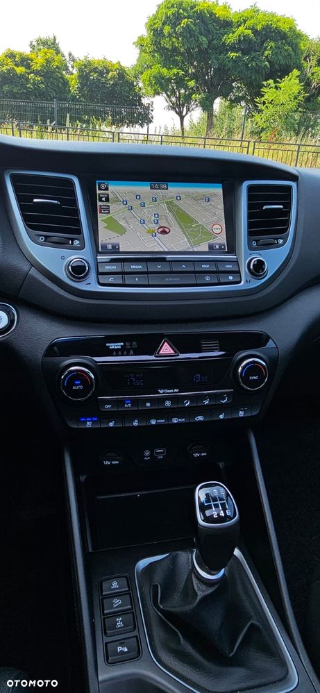 Hyundai Tucson blue 2.0 CRDi 4WD Premium - 26
