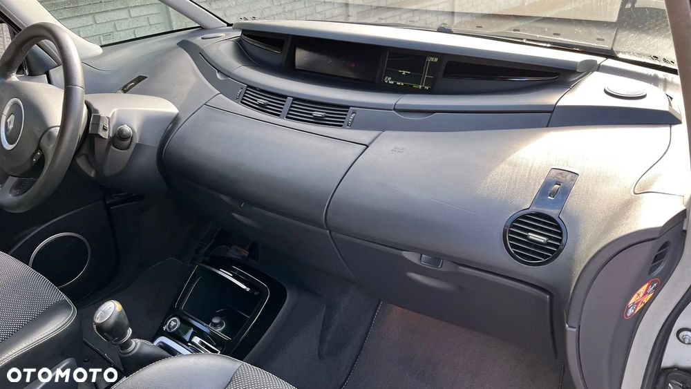 Renault Grand Espace 2.0 dCi 150 FAP Celsium - 4