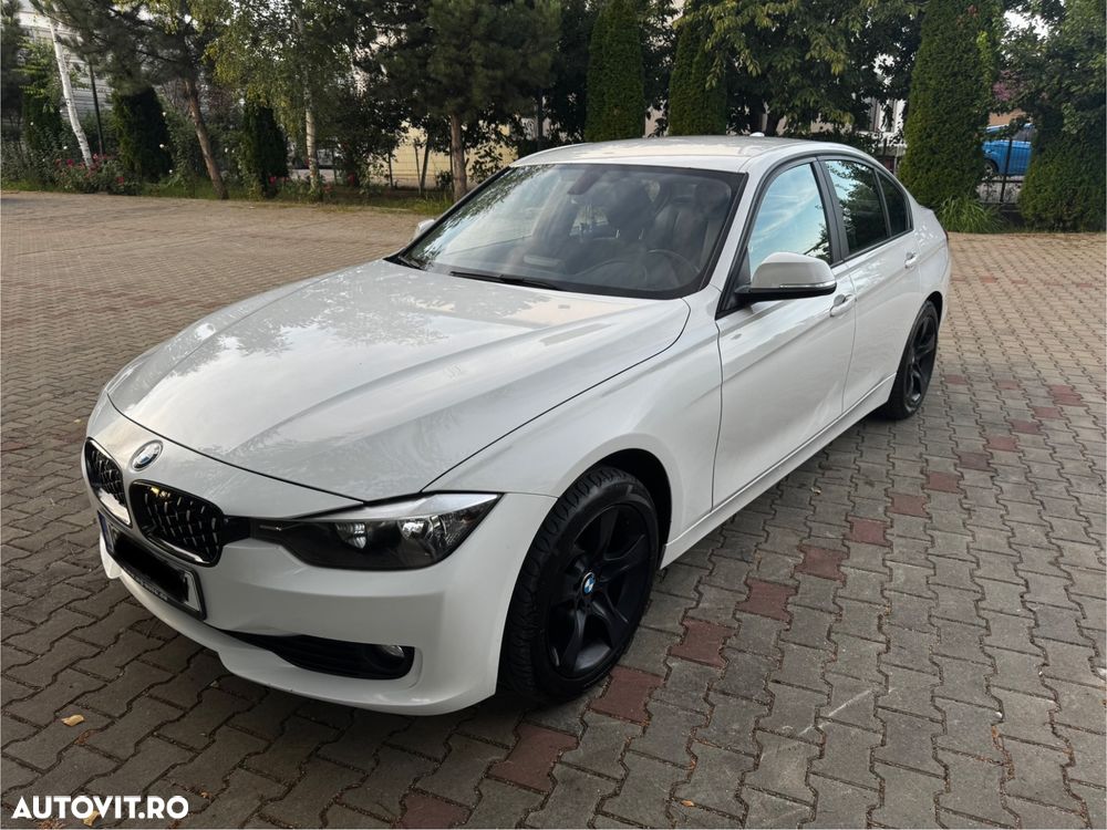 BMW Seria 3 320d EfficientDynamics Edition - 2