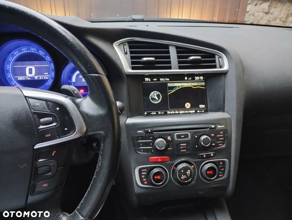 Citroën C4 e-HDi 110 EGS6 Stop/Start System Exclusive - 6