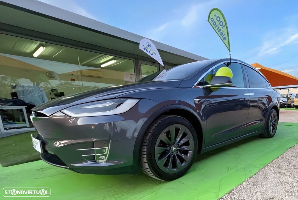 Tesla Model X 100D - 33