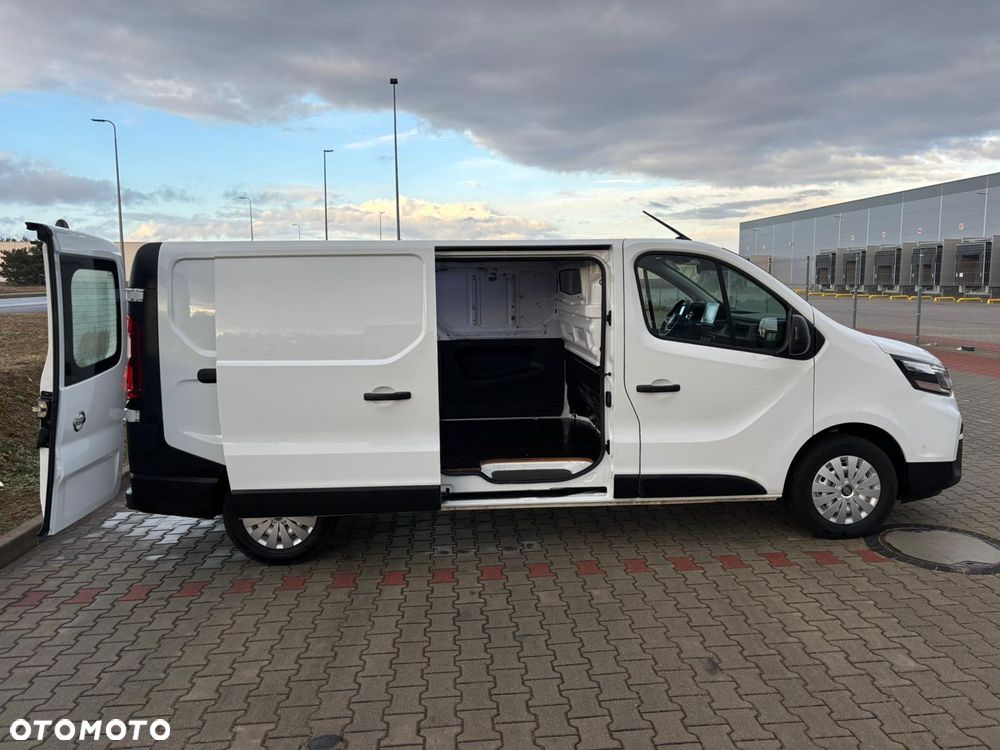Nissan Primastar NV300 Trafic NOWY MODEL 2.0 150PS Long L2H1 - 31