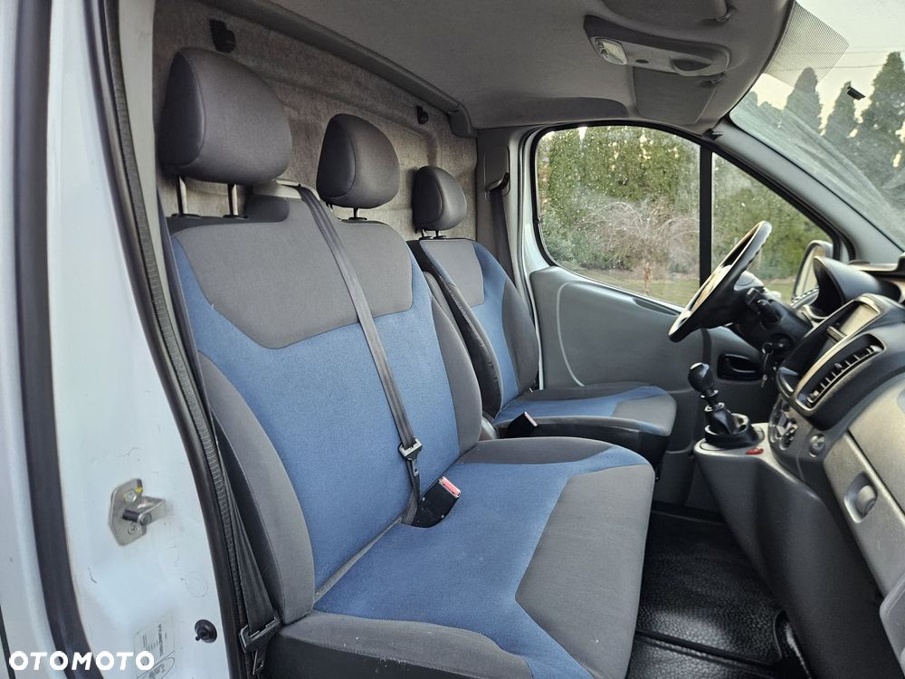 Renault Trafic - 10