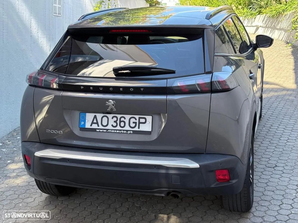 Peugeot 2008 1.2 PureTech Allure - 20