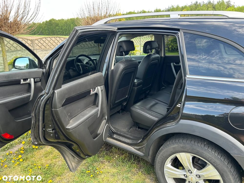 Chevrolet Captiva 2.2 D LTZ - 8
