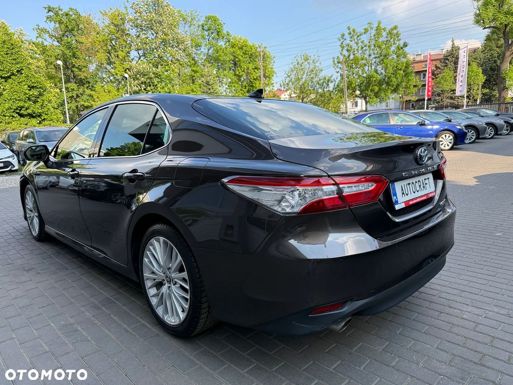 Toyota Camry 2.5 Hybrid Executive CVT - 30