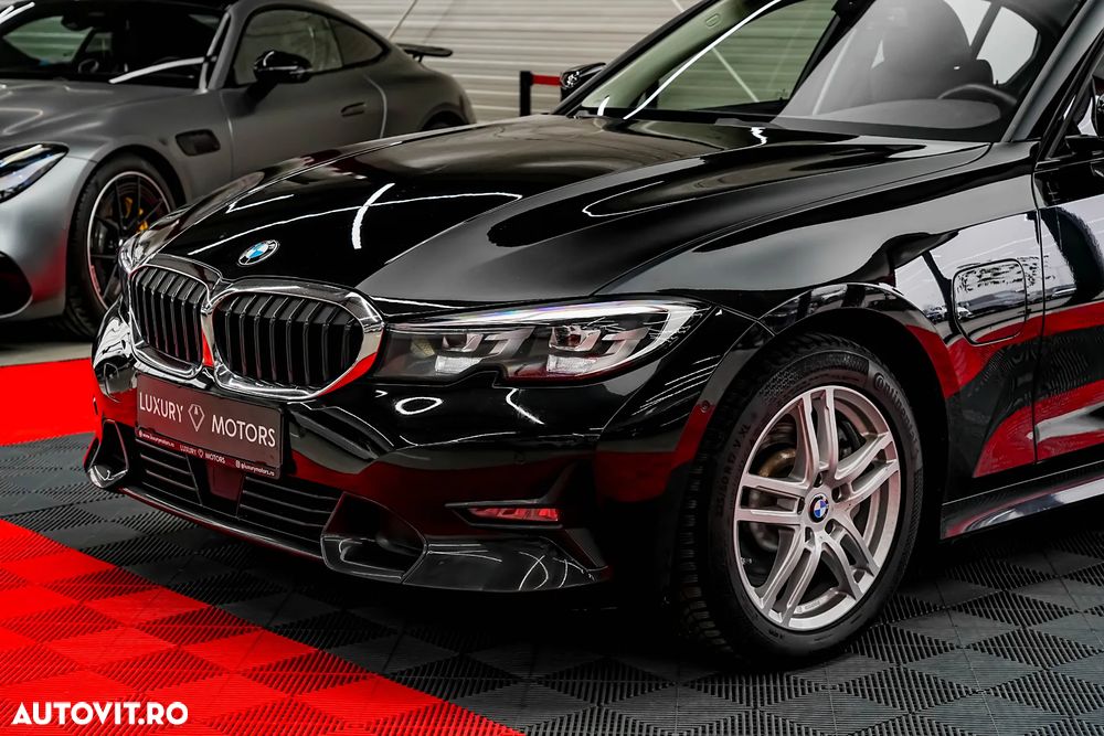 BMW Seria 3 330e Aut. - 21