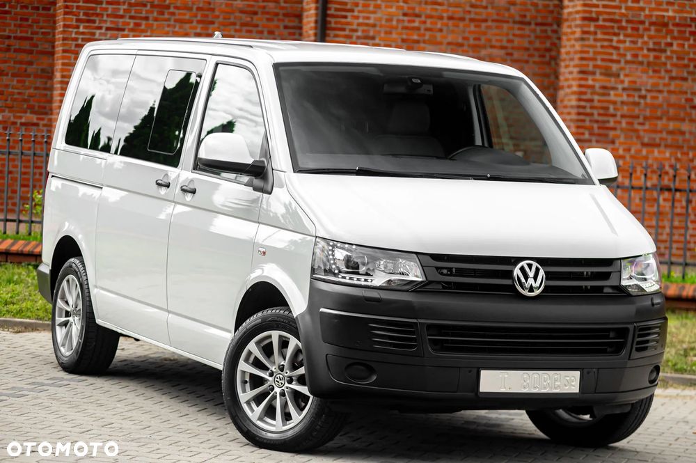 Volkswagen Caravelle - 12