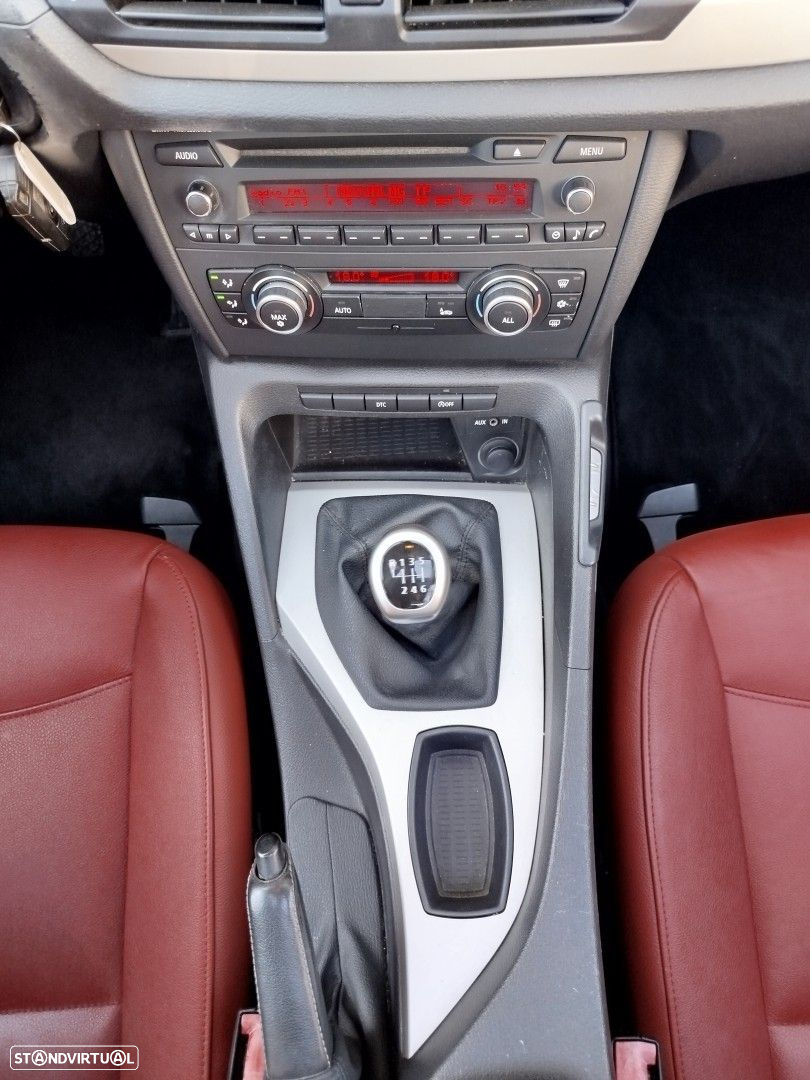 BMW X1 18 d sDrive - 6