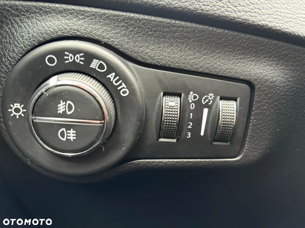 Jeep Compass 1.4 TMair Limited 4WD S&S - 23