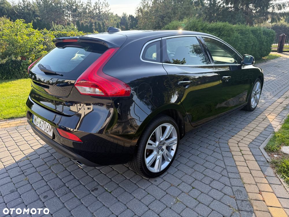 Volvo V40 D3 Momentum - 7