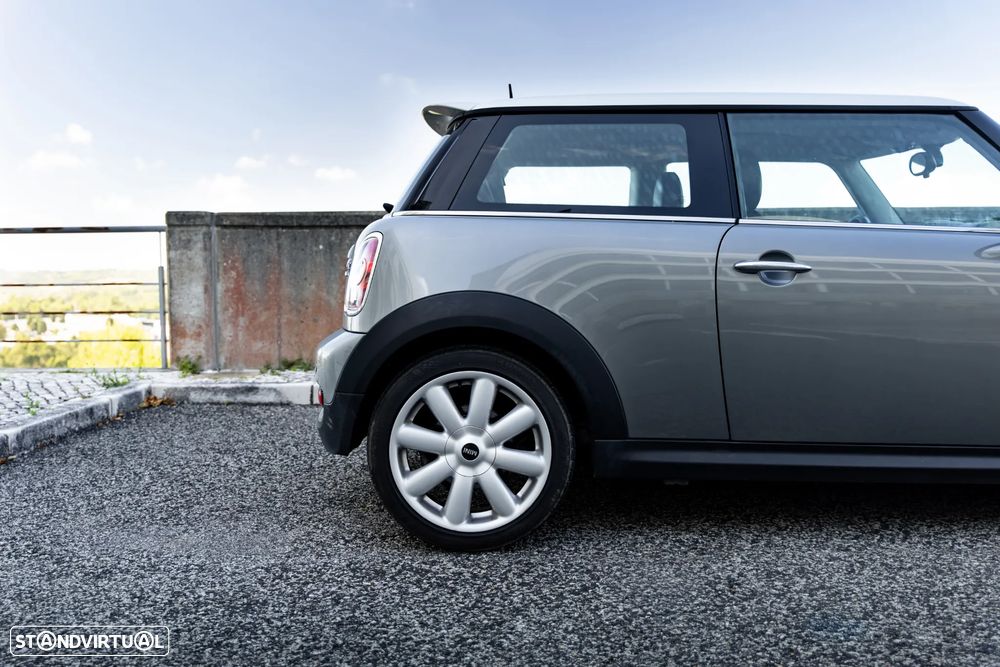 MINI 3 Portas Cooper S - 11