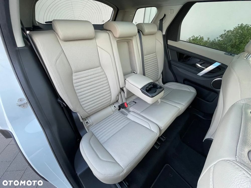 Land Rover Discovery Sport ver-2-0-p200-mhev-hse - 21
