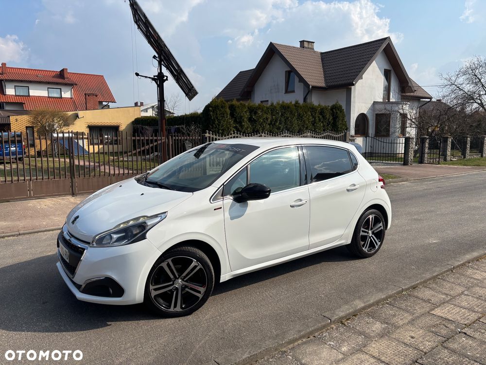 Peugeot 208 PureTech 110 Stop & Start Tech Edition - 4