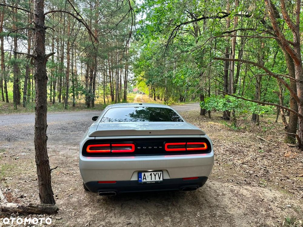 Dodge Challenger 5.7 R/T - 7