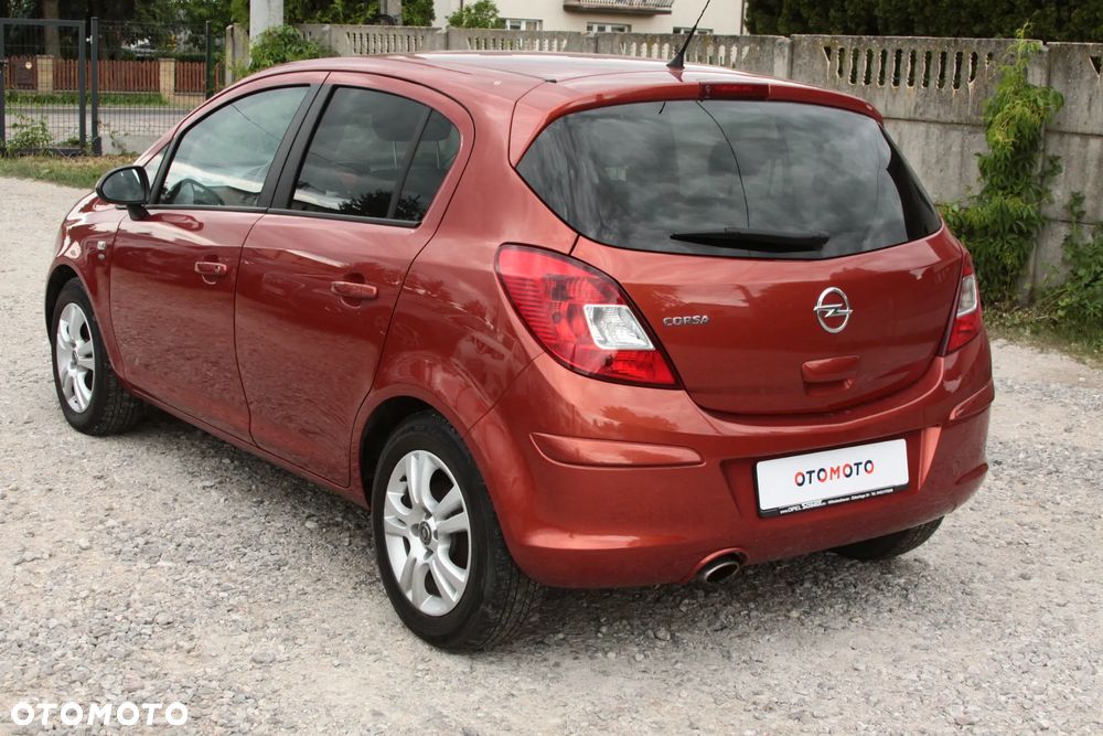 Opel Corsa 1.4 16V Color Elegance - 8