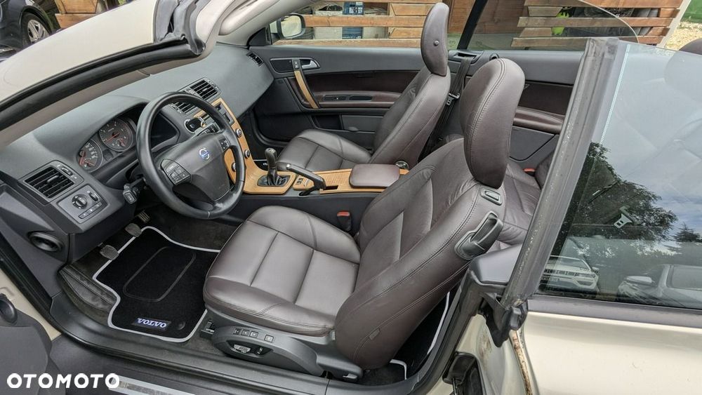 Volvo C70 - 17