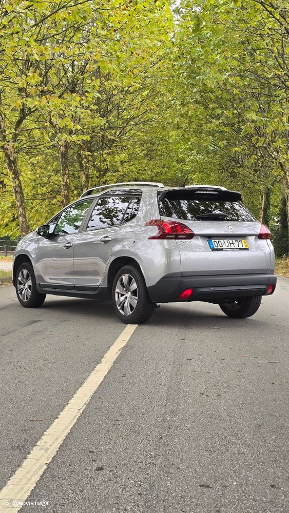 Peugeot 2008 1.2 PureTech Style - 1