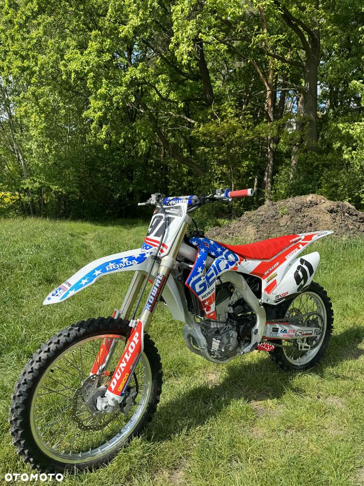Honda CRF - 1