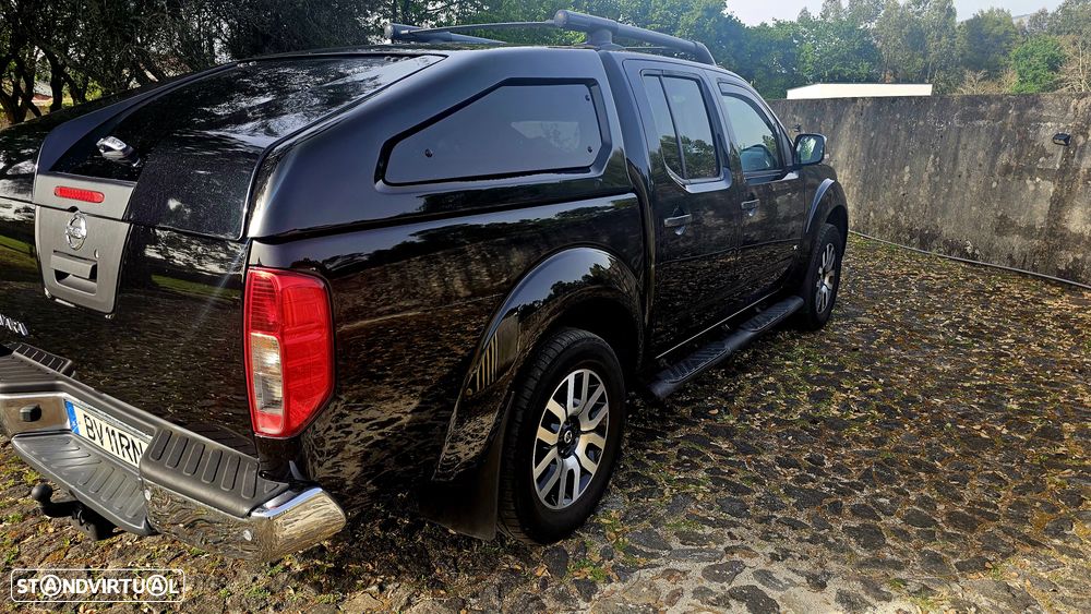 Nissan Navara 3.0 dCi V6 CD LE AT 4WD - 5