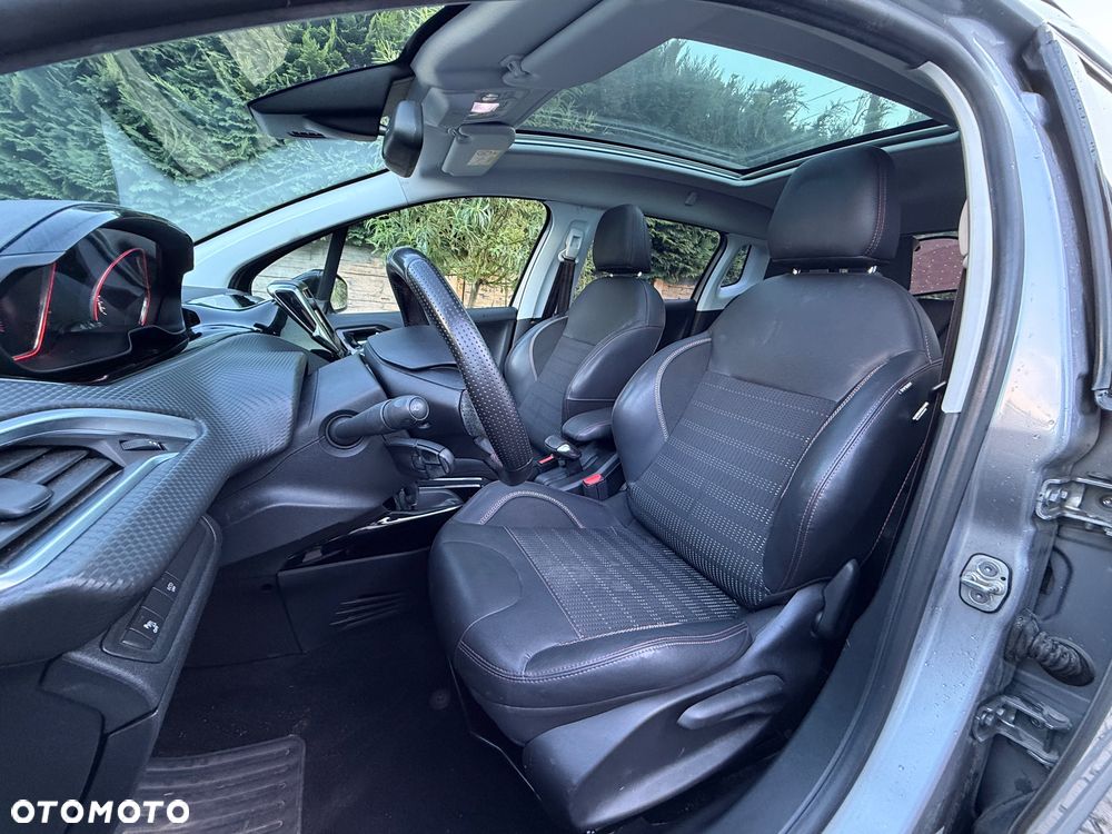 Peugeot 2008 - 9