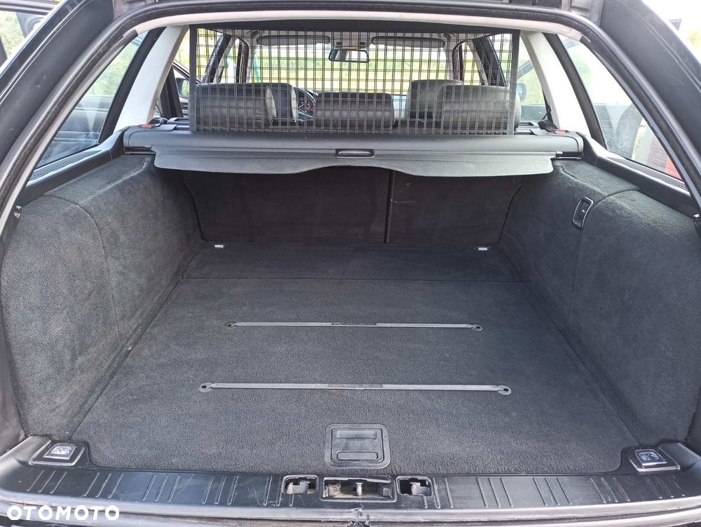 BMW Seria 5 - 24