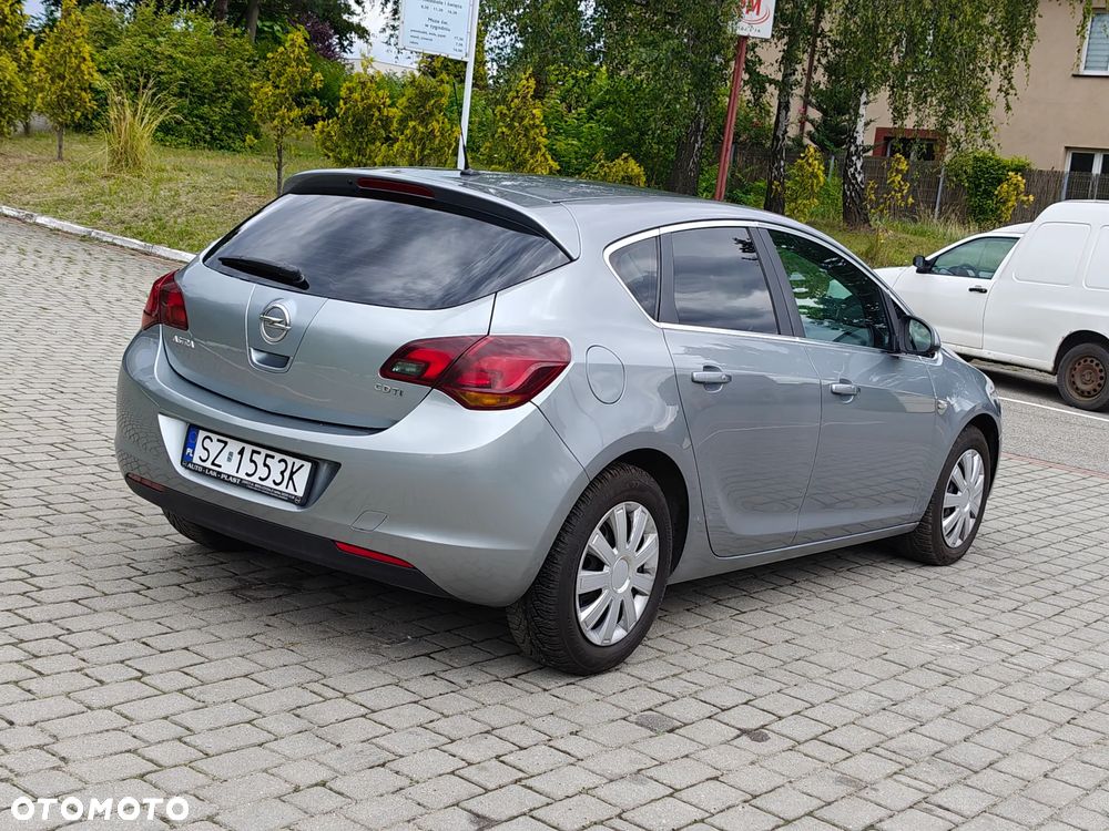 Opel Astra 1.7 CDTI DPF Sport - 13