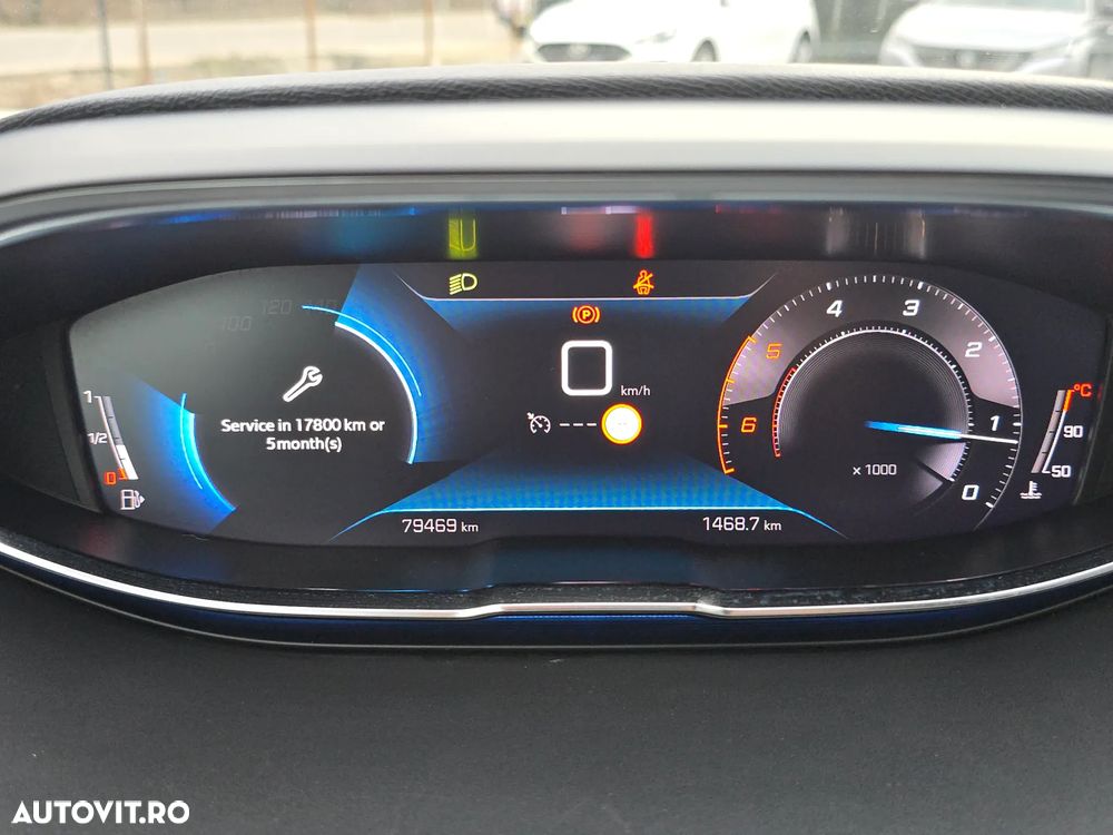 Peugeot 3008 1.5 BlueHDI 130 S&S BVM6 Allure Pack - 22