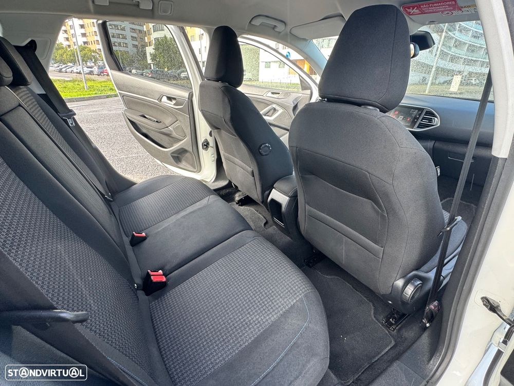 Peugeot 308 SW 1.5 BlueHDi Style J17 - 12