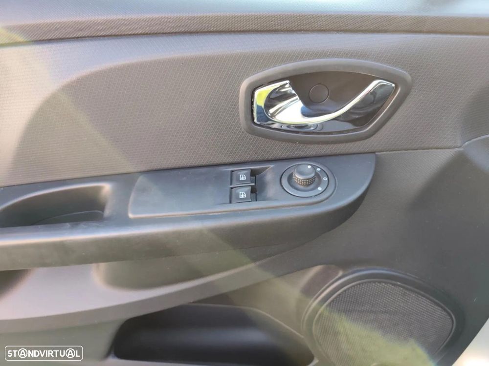 Renault Clio 1.5 dCi Dynamique S 82g - 22