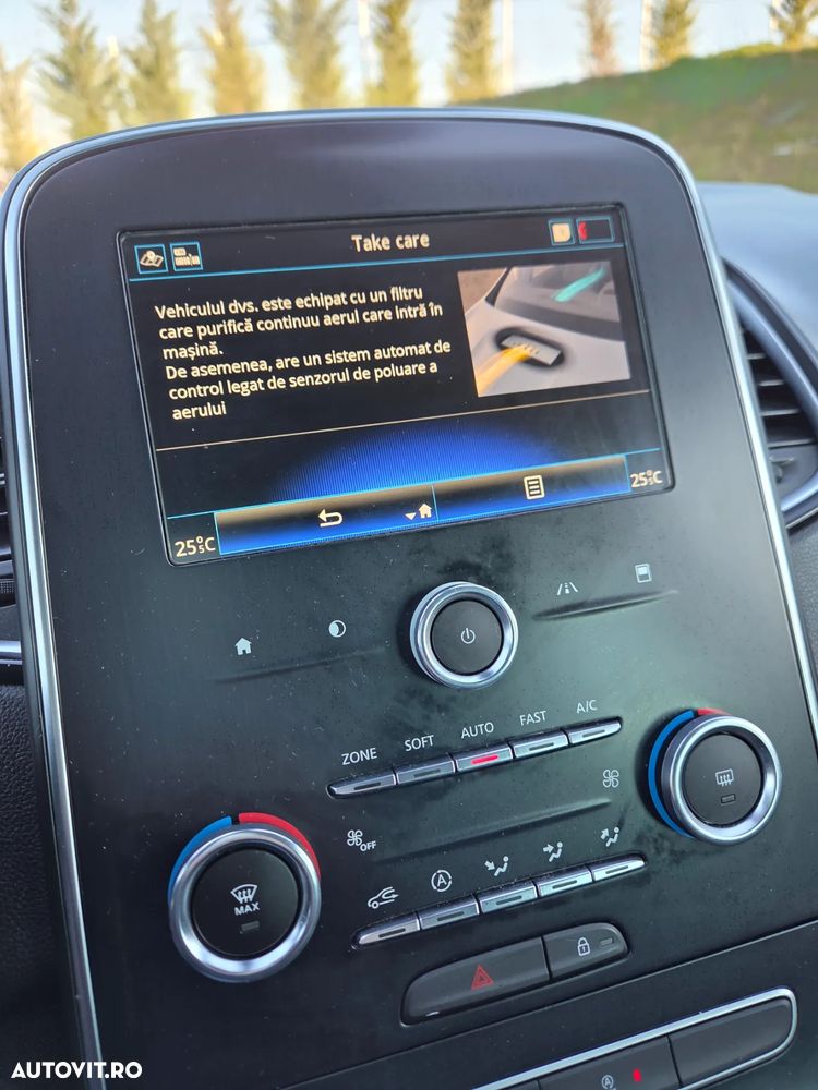 Renault Scenic BLUE dCi 120 BUSINESS EDITION - 25