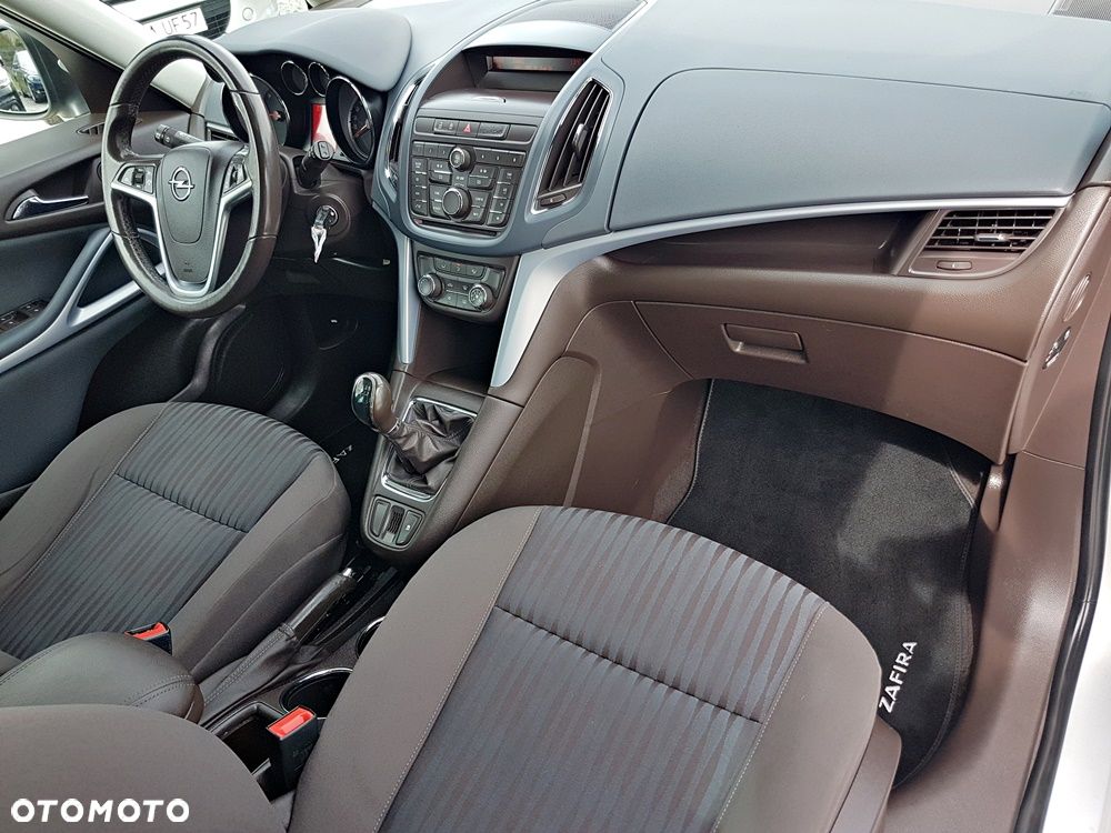 Opel Zafira Tourer 2.0 CDTI Active - 25