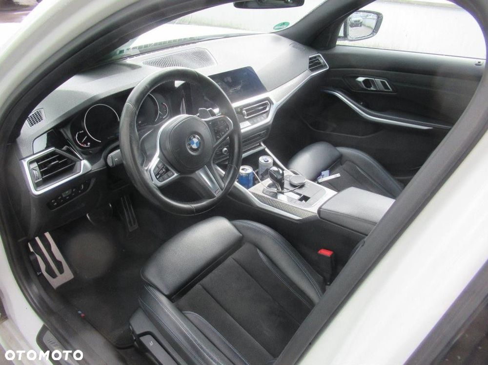 BMW Seria 3 320d Edition M Sport Shadow - 5