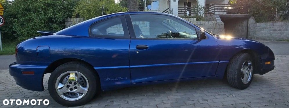 Pontiac Sunfire - 2