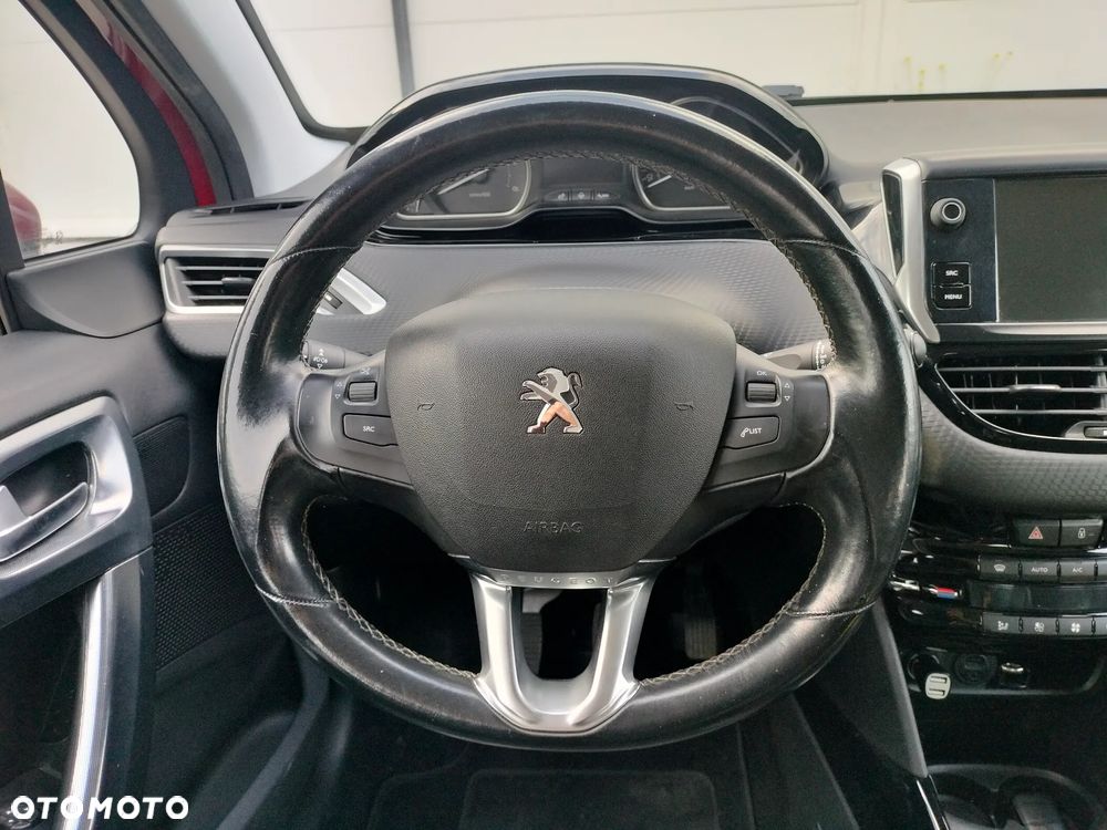 Peugeot 2008 1.6 BlueHDi Style - 11