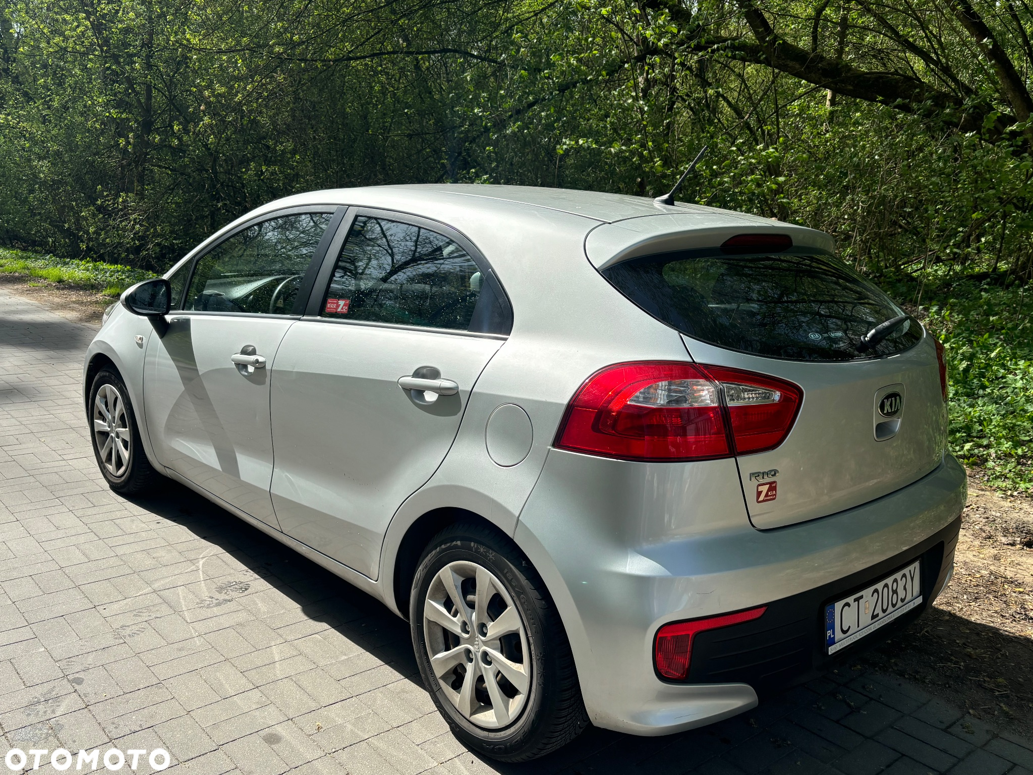 Kia Rio - 5