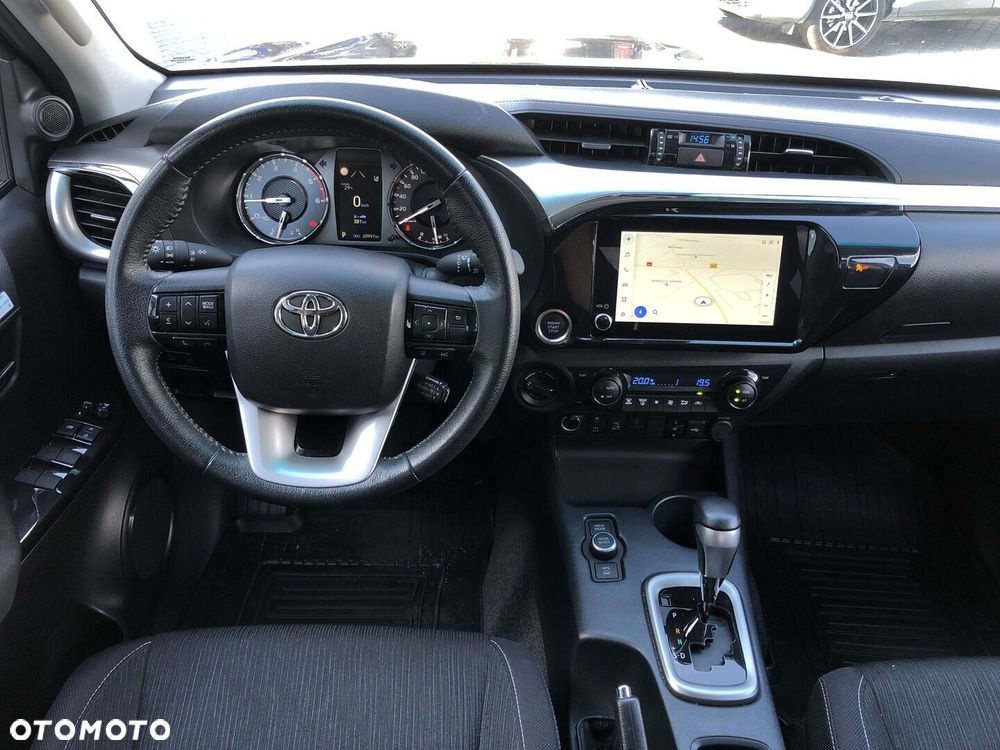 Toyota Hilux 2.8 D-4D mHEV Double Cab Executive 4x4 - 12