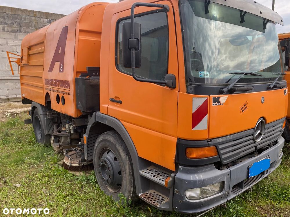 Mercedes-Benz 1517K zamiatarka - 2