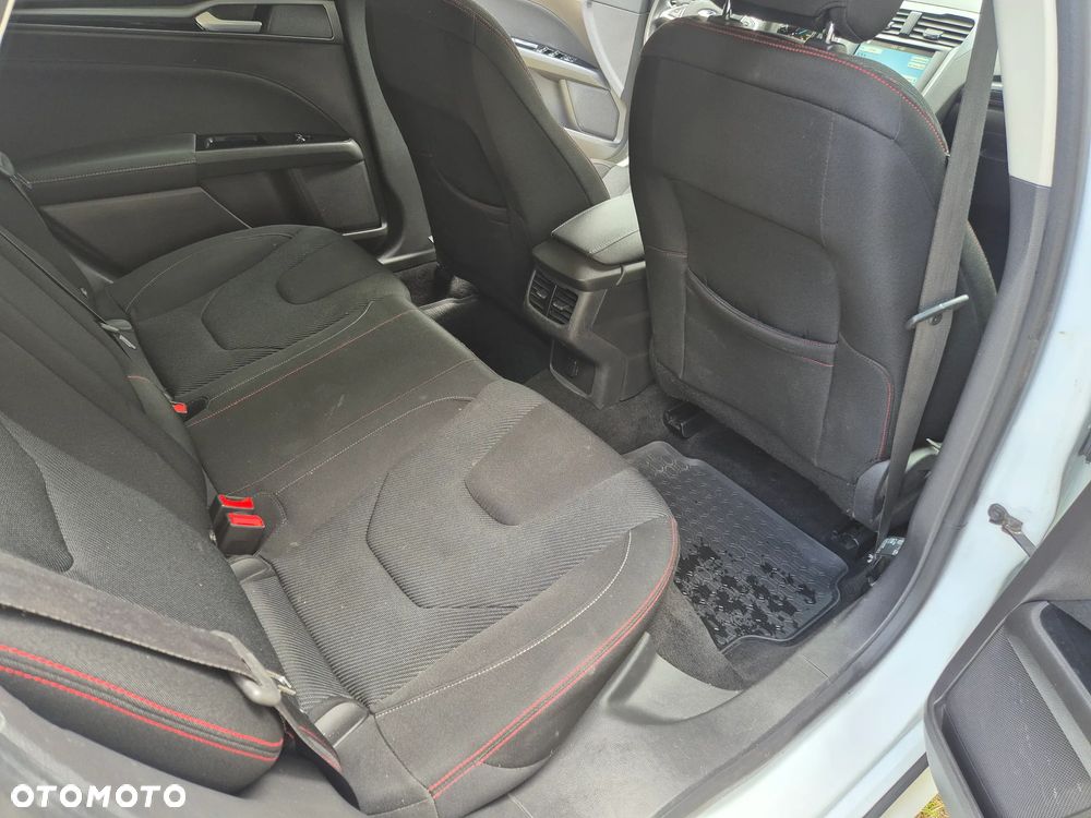 Ford Mondeo 2.0 TDCi STart-Stopp PowerShift-Aut ST-Line - 21
