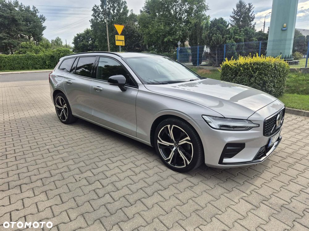 Volvo V60 B4 D Plus Dark - 1